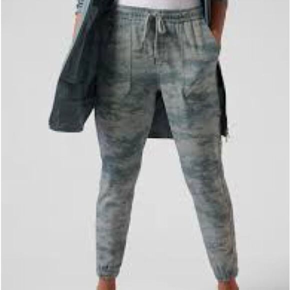Athleta Farallon Jogger - Picture 1 of 8